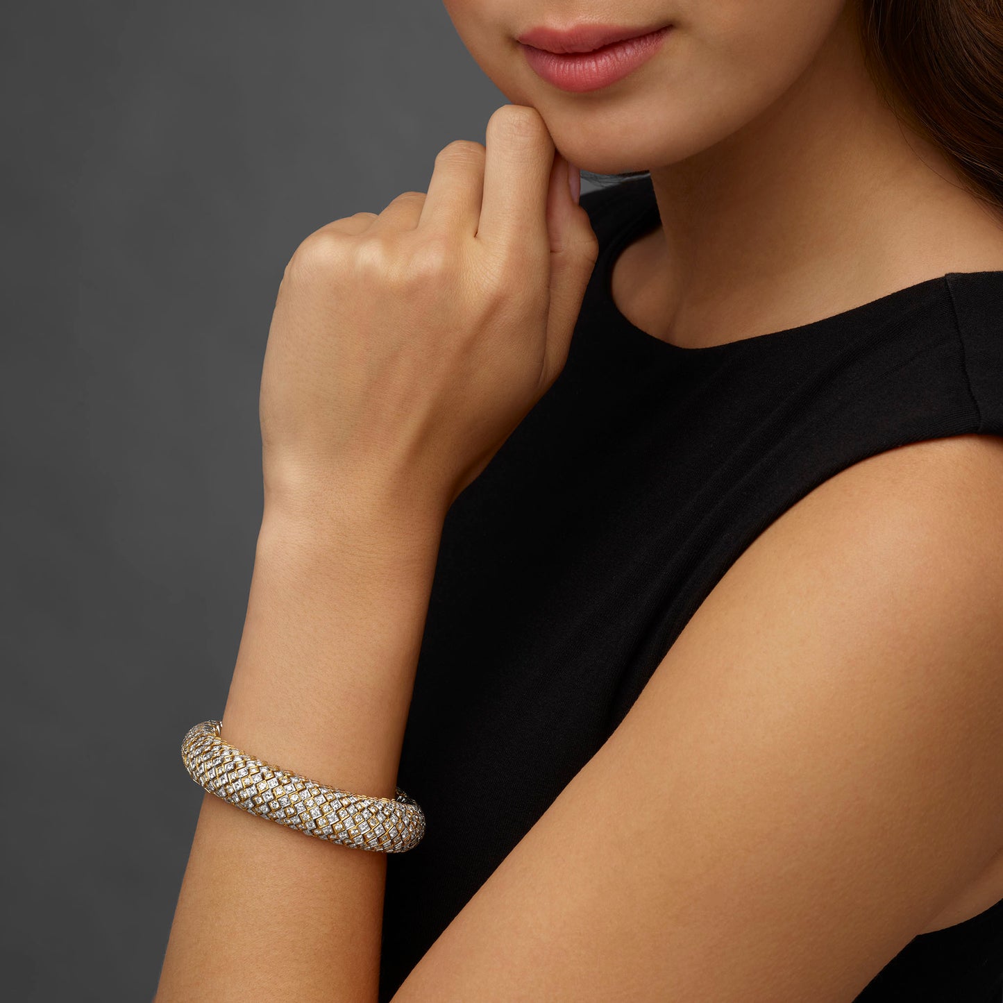 Macklowe Gallery David Webb Mid-Century Diamond Bracelet